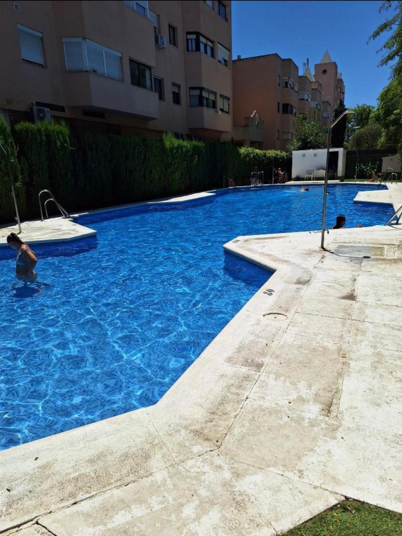 Apartamento Cerca Del Aereopuerto Sevilla Exterior foto